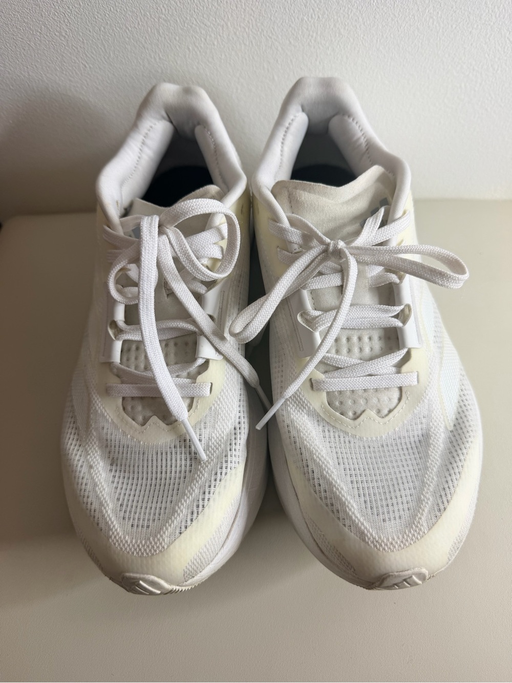 White Adidas Athletic Sneakers - Clean Minimal Style